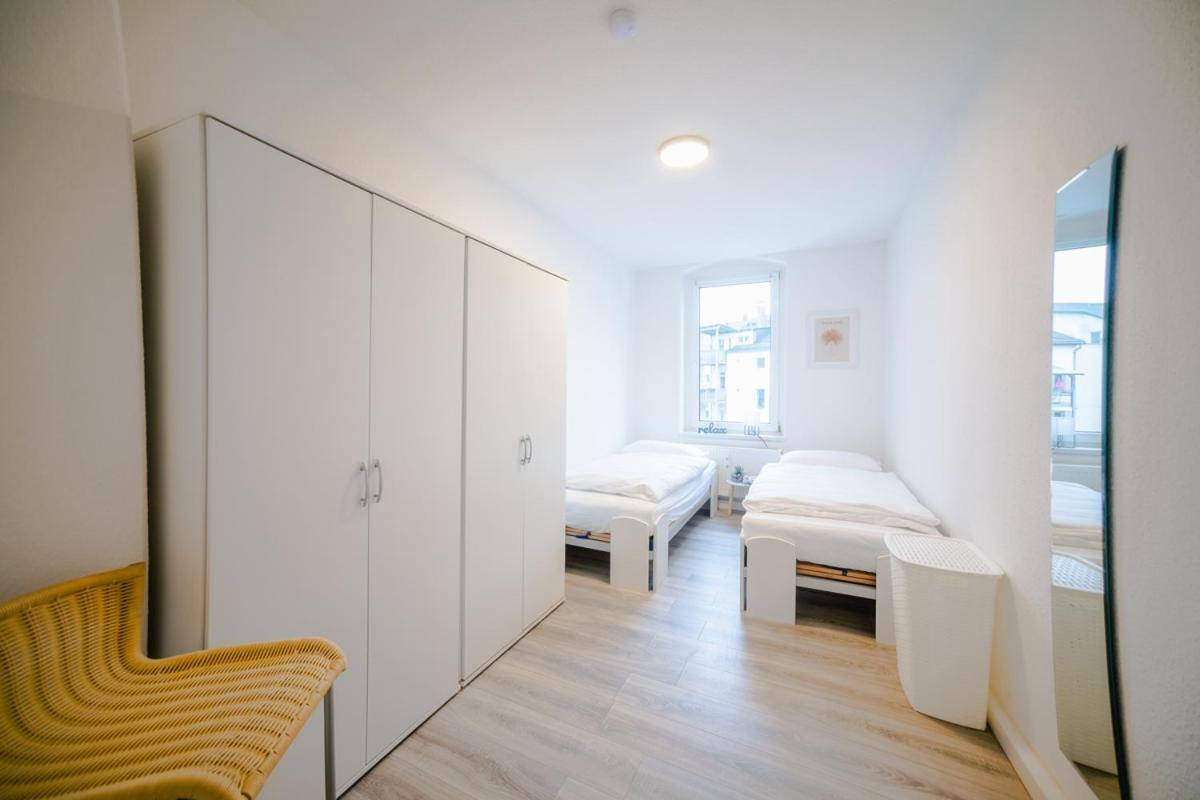 Ferienwohnung Laura In Gera Fuer Bis Zu 4 Personen - Neu Renoviert Buitenkant foto