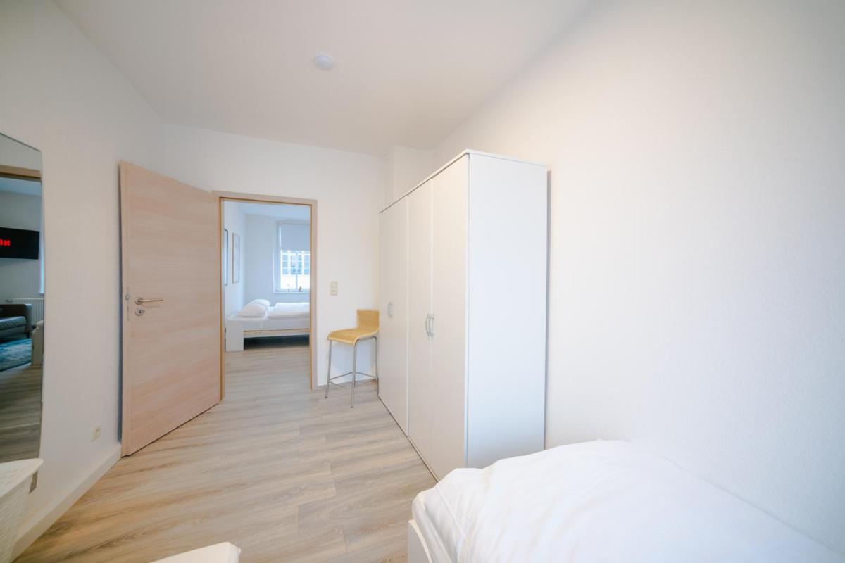 Ferienwohnung Laura In Gera Fuer Bis Zu 4 Personen - Neu Renoviert Buitenkant foto