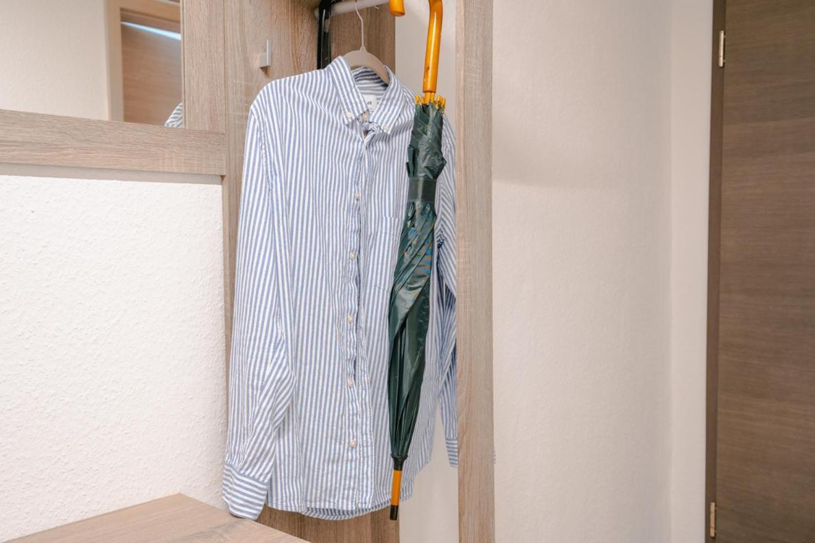 Ferienwohnung Laura In Gera Fuer Bis Zu 4 Personen - Neu Renoviert Buitenkant foto