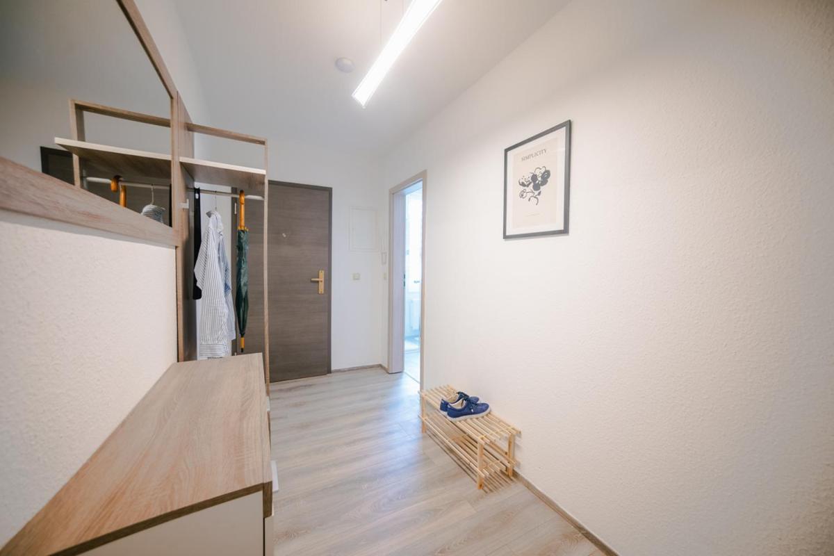 Ferienwohnung Laura In Gera Fuer Bis Zu 4 Personen - Neu Renoviert Buitenkant foto