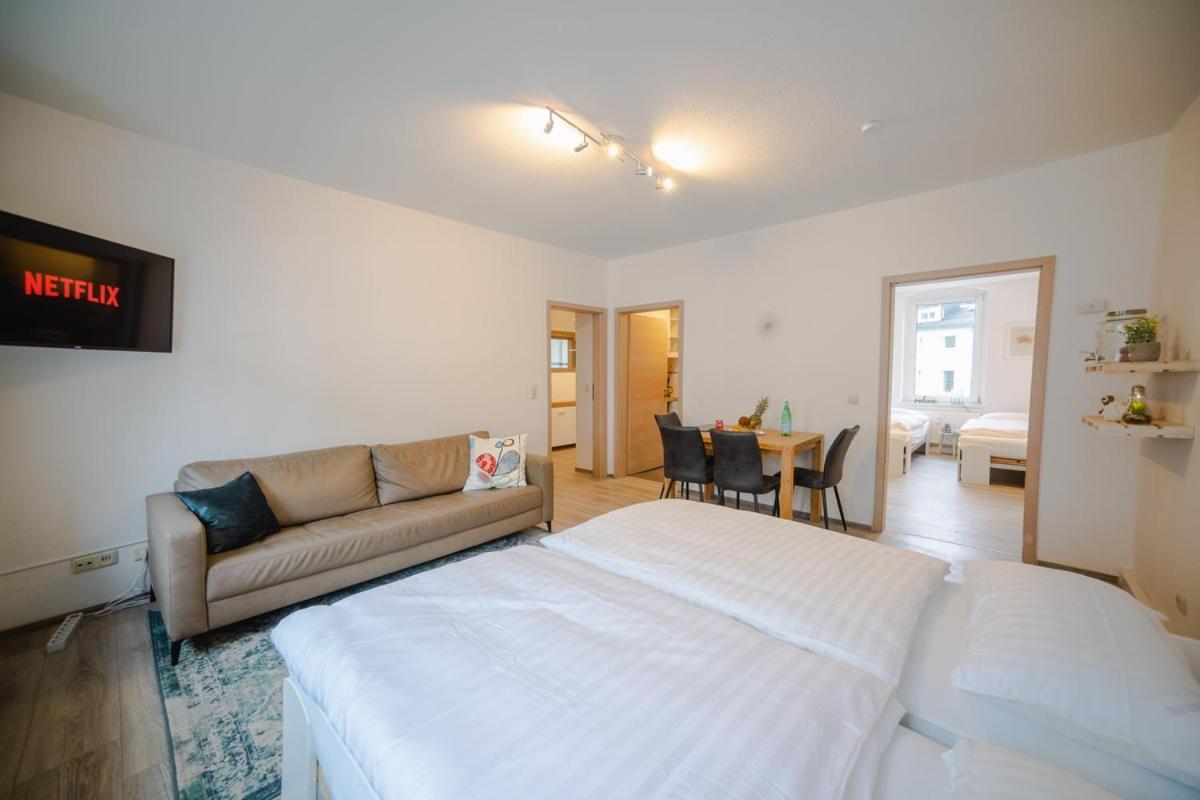 Ferienwohnung Laura In Gera Fuer Bis Zu 4 Personen - Neu Renoviert Buitenkant foto